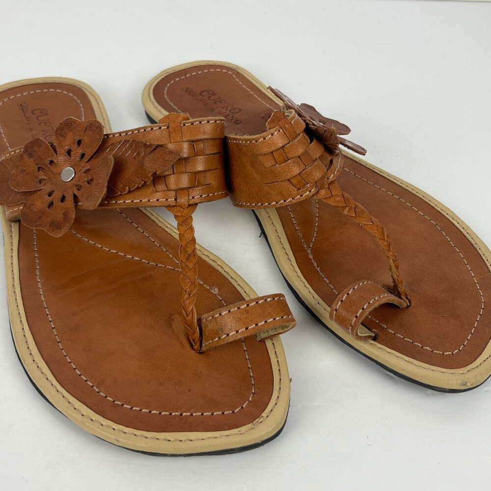 Cuero Flip Flop Size 8 EU 39 Brown Beige Leather Flat Heel Open Toe Flower